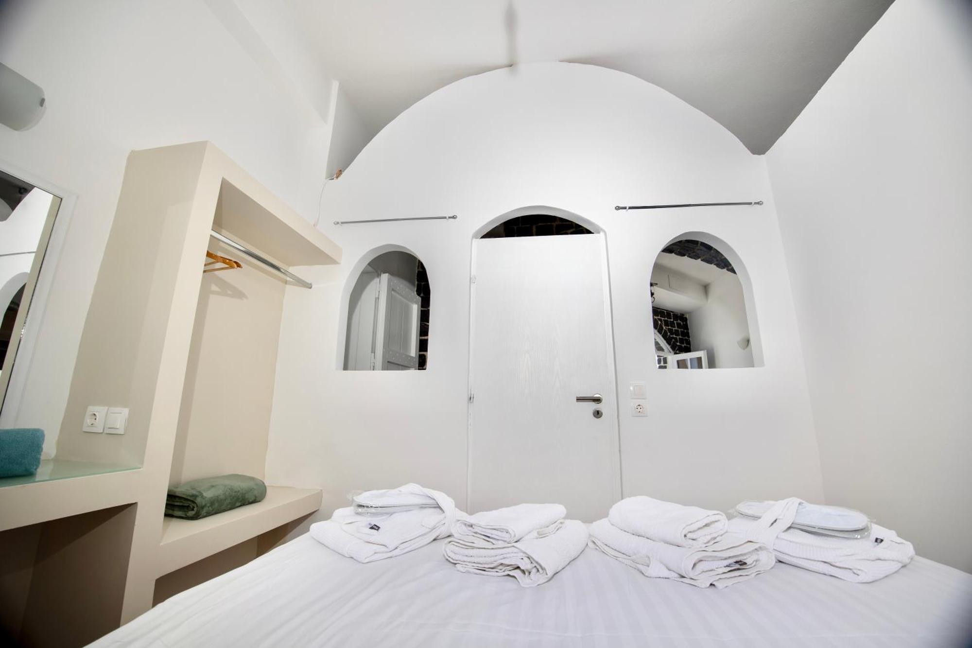 Dawn Suites Santorini Vourvoúlos Room photo
